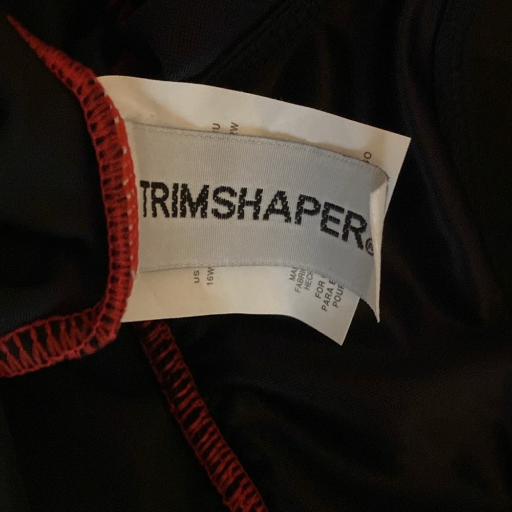 Swimsuit - Picture 5 of 7